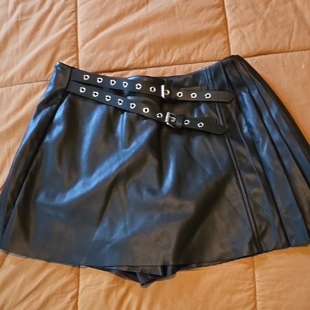 Steve Madden Black Mini Skirt with Double Belt Detail